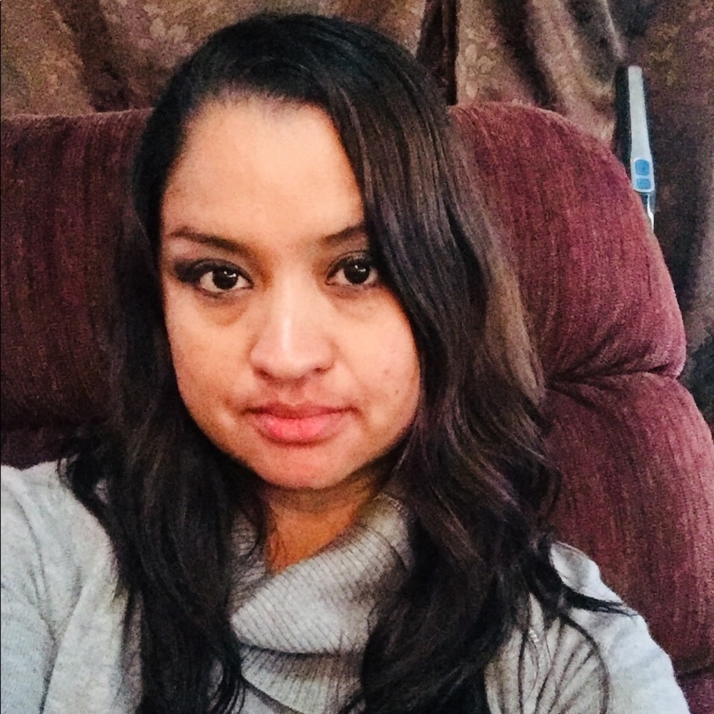 Meet your Posher, Cecilia